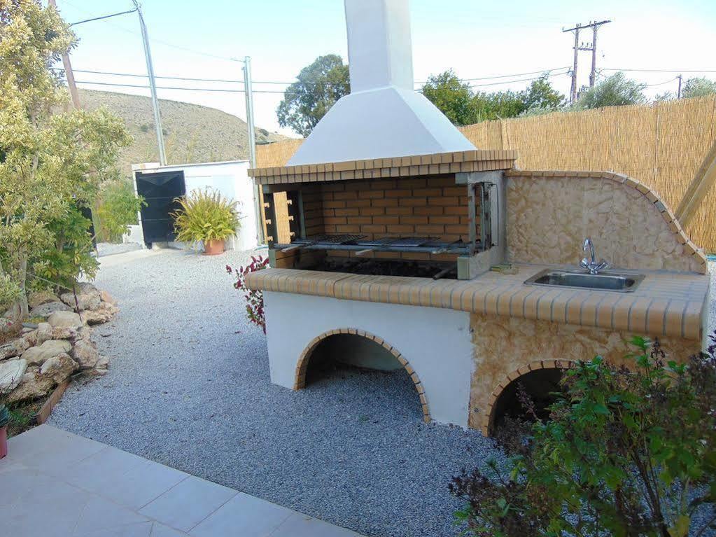 Villa Campos- Less Than 5-Min Walk To Kalivaki Beach Γεωργιούπολη Εξωτερικό φωτογραφία